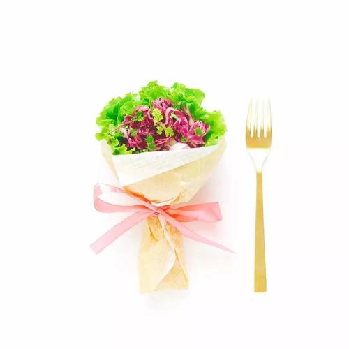 男朋友送的第一束鲜花娱乐吃瓜酱,男友送首束鲜花，揭秘甜蜜背后的吃瓜酱之谜